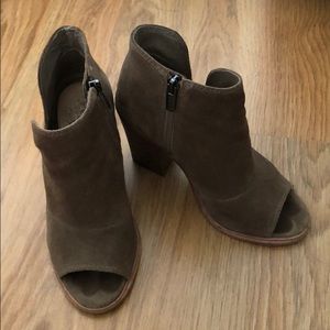 Vince Camuto Kathleen Peep Toe Bootie